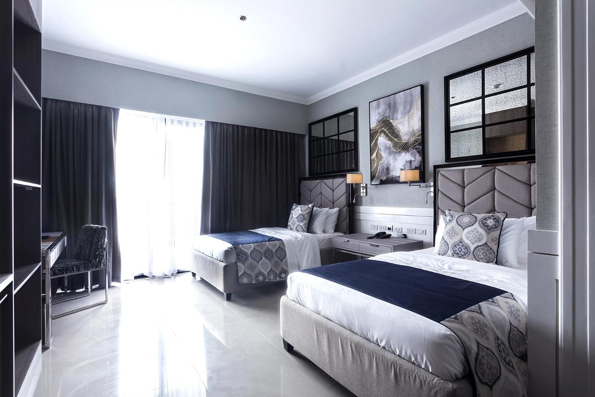 Stonehill Suites Баколод Екстериор снимка