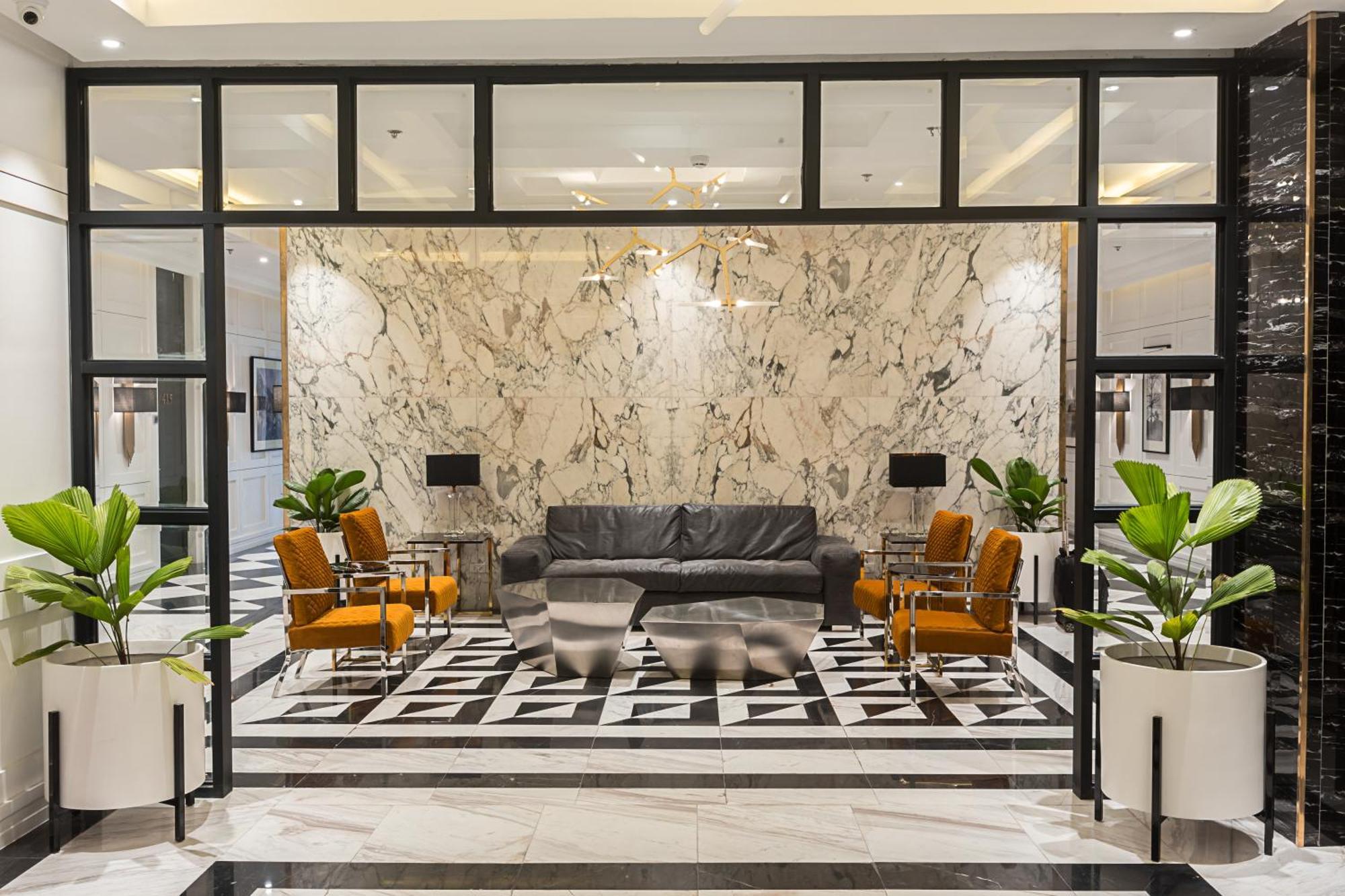 Stonehill Suites Баколод Екстериор снимка